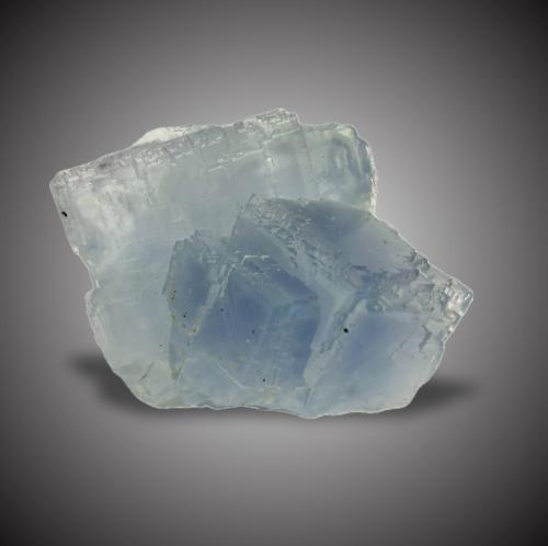 Fluorita<br />Mina La Viesca, zona minera de La Collada, Huergo, Siero, Comarca Oviedo, Principado de Asturias (Asturias), España<br />Cristal mayor 5,5 cm<br /> (Autor: castrominerals)