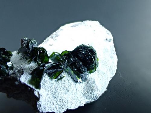 Volborthite, Dickite<br />Milpillas Mine, Cuitaca, Municipio Santa Cruz, Sonora, Mexico<br />43 x 27 mm x 18 mm<br /> (Author: Don Lum)