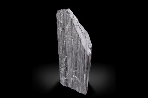 Hollandita<br />Murjek, Jokkmokk, Norrbotten, Provincia Lappland, Suecia<br />1.5 x 1 x 4 cm<br /> (Autor: Museo MIM)