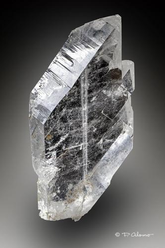 Cuarzo (variedad faden)<br />Balochistan (Baluchistan), Paquistán<br />6,5cm x 3,5cm x 1,2cm<br /> (Autor: Pere Alonso)