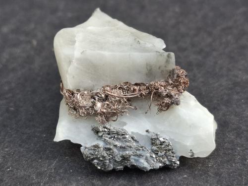 Silver, Acanthite<br />Bouismas Mine, Agdz, Bou Azzer mining district, Zagora Province, Drâa-Tafilalet Region, Morocco<br />2,5 x 2 cm<br /> (Author: Volkmar Stingl)