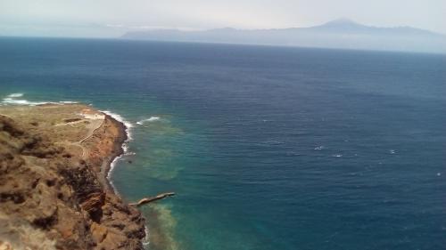La Reserva Natural Especial de Puntallana es un interesante enclave geomorfológico de isla baja, situado al norte de San Sebastián de La Gomera. Este espacio fue declarado por la Ley 12/1987, de 19 de junio, de Declaración de Espacios Naturales de Canarias, como paraje natural de interés nacional de Puntallana, y reclasificado a su actual categoría por la Ley 12/1994, de 19 de diciembre, de Espacios Naturales de Canarias.
Foto del autor (Autor: Foro FMF)