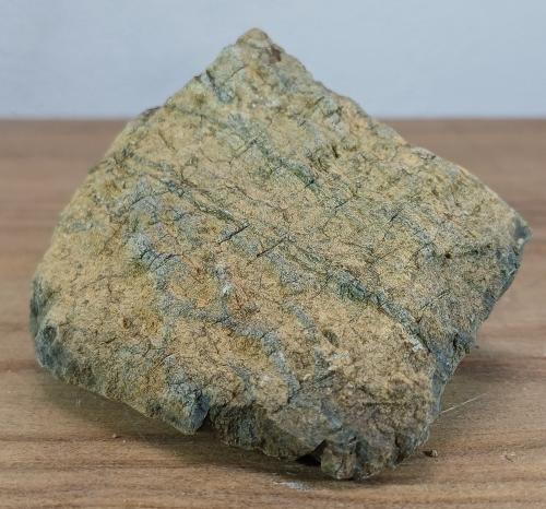 Serpentinita<br />Macizo ultramáfico (ultrabásico) de Herbeira-Complejo de Cabo Ortegal, Herbeira, Cedeira, Comarca Ferrol, La Coruña / A Coruña, Galicia / Galiza, Spain<br />8x7x6 cm.<br /> (Autor: supertxango)