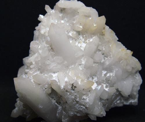 Cuarzo<br />La Coruña / A Coruña, Galicia / Galiza, España<br />11 x 11 cm<br /> (Autor: Pedro Antonio)