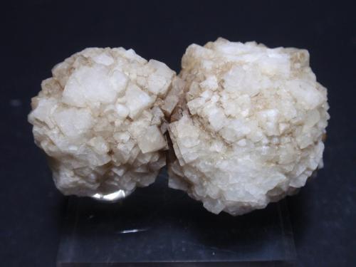 Fluorita<br />Paso Le Campana dAnéou, Cirque dAnéou, Laruns, Oloron-Sainte-Marie, Pirineos Atlánticos, Nouvelle-Aquitaine, Francia<br />50x55 mm<br /> (Autor: Ignacio)