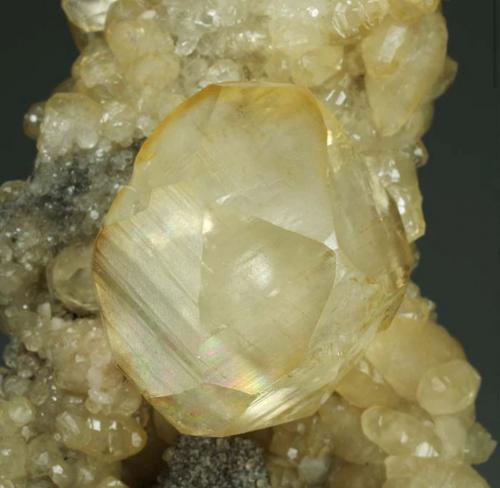 Calcita<br />Mina La Cuerre, zona minera de La Florida, Rionansa-Herrerías, Comarca Saja-Nansa, Cantabria, España<br /><br /> (Autor: castrominerals)