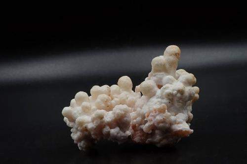 Aragonite<br />Mineralized area near Dimitrovgrad, Dimitrovgrad Municipality, Haskovo Oblast, Southern Bulgaria Region, Bulgaria<br />4.7 x 3 x 3.3 cm<br /> (Author: DanovskiM)