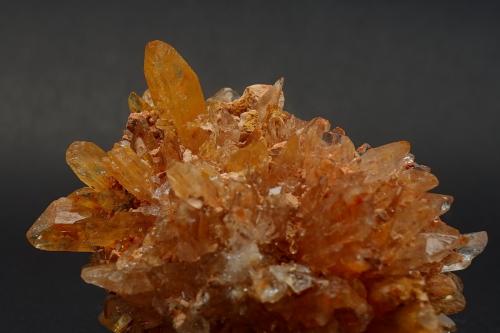 Creedite<br />Mina Navidad, Abasolo, Rodeo, Municipio de Rodeo, Durango, México<br />3,6x3x3,7 cm. / 23 g<br /> (Author: DanovskiM)