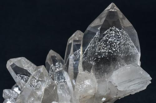 Quartz with Muscovite inclusions<br />Mina PC, Distrito Cataract, Condado Jefferson, Montana, USA<br />main crystal size: 5 × 2.4 cm<br /> (Author: Jordi Fabre)