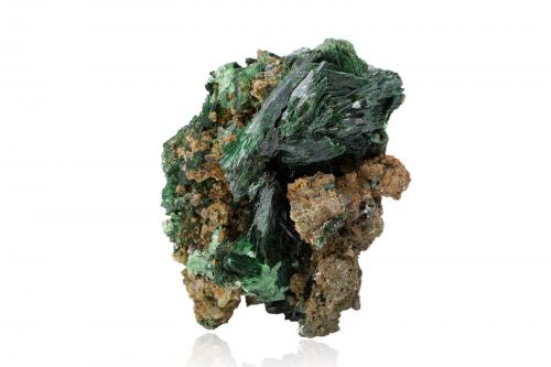 Szenicsite on Powellite and Molybdenite<br />Jardinera número 1 Mine, Inca de Oro, Chañaral Province, Atacama Region, Chile<br />8.5 x 8 x 9 cm / main crystal: 2.9 cm<br /> (Author: MIM Museum)