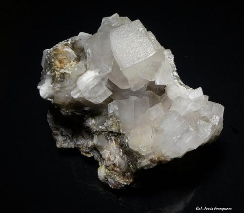 Calcita.<br />Berta Quarry, Can Domènech Hill, Roques Blanques Mountains, Sant Cugat del Vallès-El Papiol, Comarca Vallès Occidental / Baix Llobregat, Barcelona, Catalonia / Catalunya, Spain<br />77x70 mm.<br /> (Autor: Jesus Franquesa Baucells)