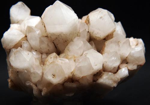 Cuarzo<br />Zona Embalse de Almendra, Sardón de los Frailes, Comarca Tierra de Ledesma, Salamanca, Castilla y León, España<br />11.5 x 7 cm<br /> (Autor: Pedro Antonio)