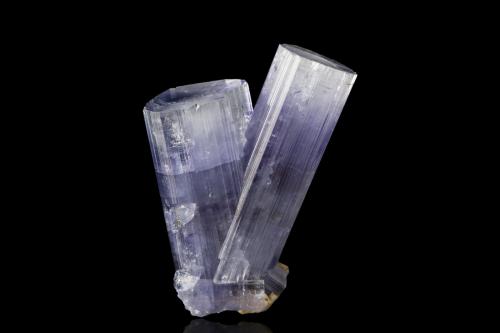 Fluorapatito<br />Minas da Panasqueira, Aldeia de São Francisco de Assis, Covilhã, Castelo Branco, Cova da Beira, Región Centro, Portugal<br />5 x 4 x 1.5 cm / Cristal principal: 4.8 cm<br /> (Autor: Museo MIM)
