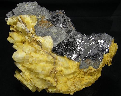 Galena, barita<br />Mina La Martorellense, Socavón San Eusebio, Martorell-Castellví de Rosanes, Comarca Baix Llobregat, Barcelona, Cataluña / Catalunya, España<br />12 x 10 cm<br /> (Autor: Frederic Varela)