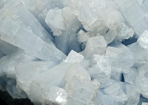 Anhidrita<br />Naica, Municipio Saucillo, Chihuahua, México<br />90x60x50 mm.<br /> (Autor: Luis Edmundo Sánchez Roja)