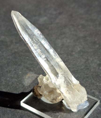Quartz (variety rock crystal)<br />Grieswies, zona Krumlkeeskopf, Valle Hüttwinkl, Valle Rauris, Distrito Zell am See, Salzburgo/Salzburg, Austria<br />6,5 x 3 cm<br /> (Author: Volkmar Stingl)