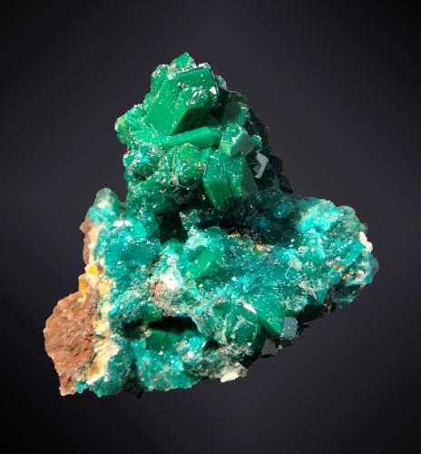 Dioptase<br />Mindouli, Mindouli District, Pool Department, Republic of the Congo<br />25 mm x 30 mm x 25 mm<br /> (Author: Firmo Espinar)