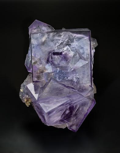Fluorite<br />Yaogangxian Mine, Yizhang, Chenzhou Prefecture, Hunan Province, China<br />7.1 x 5.6 cm<br /> (Author: am mizunaka)