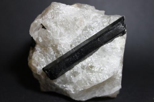 Elbaita<br />Concesión Pederneira, São José da Safira, Governador Valadares, Vale do Rio Doce, Minas Gerais, Brasil<br />90 x 80 mm<br /> (Autor: Joaquin Blanco Cortina)