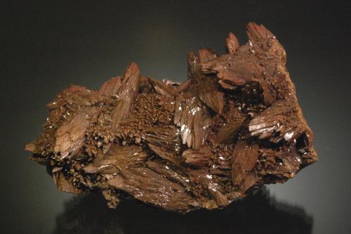 Calcite<br />Stefani Mine, Lavrion Mining District, Lavreotiki, Attica (Attikí) Region, Greece<br />12.5 x 7.8 x 6.5 cm<br /> (Author: Michael Shaw)