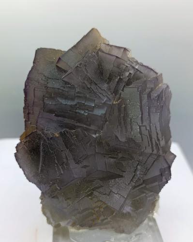 Fluorita morada.<br />Mekhtar, Distrito Loralai, Balochistan (Baluchistan), Paquistán<br />9x7''5 cm.<br /> (Autor: AntonioJesus)