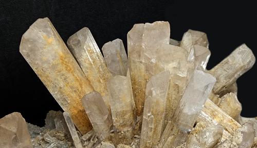 Damburita<br />Mina Aurora, Charcas, Municipio Charcas, San Luis Potosí, México<br />190x160x100 mm.<br /> (Autor: Luis Edmundo Sánchez Roja)