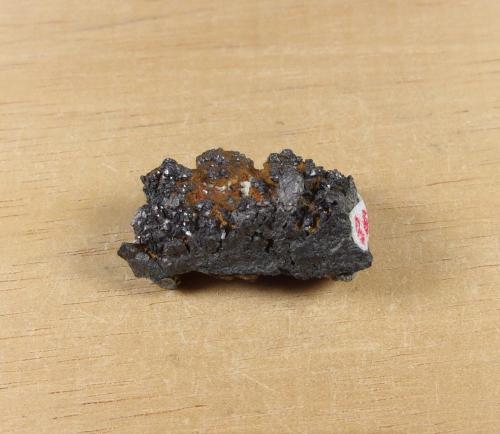 Krutaita<br />Mina El Dragón, Provincia Antonio Quijarro, Departamento Potosí, Bolivia<br />2,2 x 1,1 x 1 cm.  6,6 g.<br /> (Autor: J. G. Alcolea)