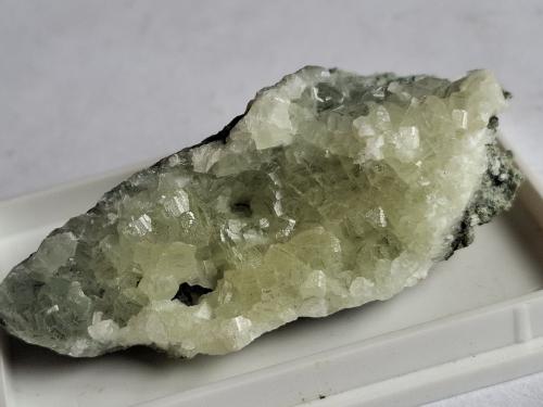 Prehnite<br />Glasberg Quarry, Nieder-Beerbach, Mühltal, Darmstadt-Dieburg, Darmstadt, Hesse/Hessen, Germany<br />5 x 2,5 cm<br /> (Author: Volkmar Stingl)