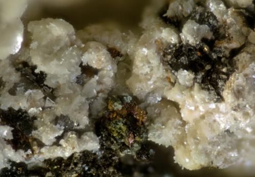 Beyerita<br />La Espuela de San Miguel Mine, Villanueva de Córdoba, Comarca Los Pedroches, Córdoba, Andalusia, Spain<br />FOV 1 cm<br /> (Autor: Cesar M. Salvan)