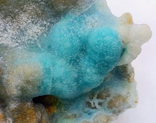 Hemimorfita<br />Mina El Pedreo, San Miguel de Linares, Artzentales, Comarca Las Encartaciones, Vizcaya / Bizkaia, País Vasco (Euskadi), España<br />7''5 x 5 cm<br /> (Autor: AntonioJesus)