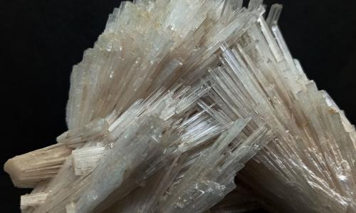 Scolecita<br />Distrito Nashik (Nasik), Maharashtra, India<br />95x100x105 mm.<br /> (Autor: Luis Edmundo Sánchez Roja)