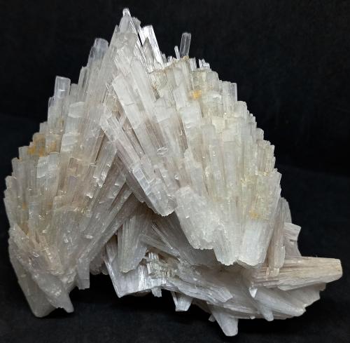 Scolecita<br />Distrito Nashik (Nasik), Maharashtra, India<br />95x100x105 mm.<br /> (Autor: Luis Edmundo Sánchez Roja)