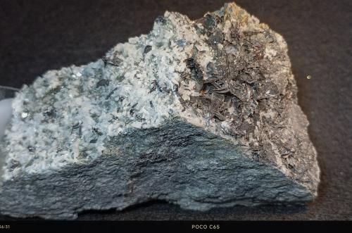 Hematites<br />Mina El Inglés, Los Jarales, Carratraca, Comarca Valle del Guadalhorce, Málaga, Andalucía, España<br />4,5 x 9,5 cm.<br /> (Autor: Felipe Abolafia)