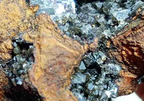 Adamita (variedad manganesífera)<br />Mina Ojuela, Mapimí, Municipio Mapimí, Durango, México<br />60x55x30 mm.<br /> (Autor: Luis Edmundo Sánchez Roja)