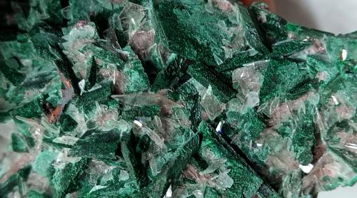 Malaquita pseudo Azurita con Barita<br />Mina Milpillas, Cuitaca, Municipio Santa Cruz, Sonora, México<br />60X40X30 mm.<br /> (Autor: Luis Edmundo Sánchez Roja)