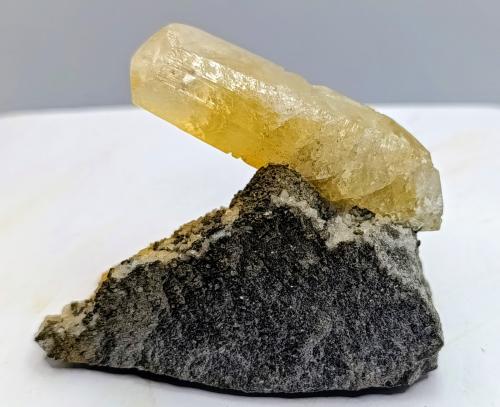 Calcita.<br />Area F-5, Mina Sweetwater, Ellington, Distrito Viburnum Trend, Condado Reynolds, Missouri, USA<br />7''5 x 5 cm<br /> (Autor: AntonioJesus)