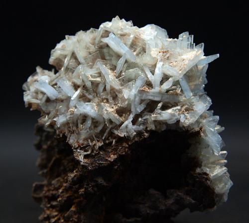 Baritina<br />Grupo minero San Jorge, Sierra Minera de Cartagena-La Unión, Portmán, La Unión, Comarca Campo de Cartagena, Región de Murcia (Murcia), España<br />7 x 6.5 cm<br /> (Autor: Pedro Antonio)