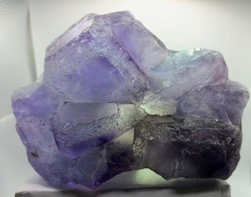 Fluorita morada.<br />Zona La Viesca, zona minera de La Collada, Huergo, Siero, Comarca Oviedo, Principado de Asturias (Asturias), España<br />17x12 cm<br /> (Autor: AntonioJesus)