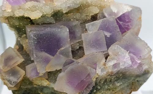 Fluorita<br />Cuetu L'Aspa, Berbes mining area, Berbes, Ribadesella, Comarca del Oriente, Principality of Asturias (Asturias), Spain<br />14x14 cm<br /> (Autor: AntonioJesus)