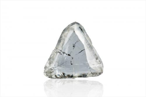Diamond<br />Kimberley, Distrito Francis Baard, Provincia Septentrional del Cabo, Sudáfrica<br />1.5 x 1.5 x 0.5 cm / main crystal: 1.5 cm<br /> (Author: MIM Museum)