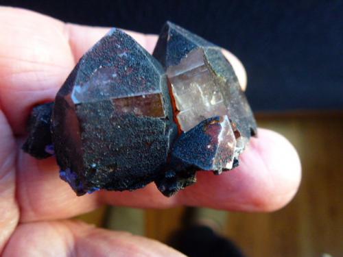 Cuarzo (variedad cristal de roca), Azurita<br />Zona minera Tazalarht, Provincia Taroudant, Region Souss-Massa, Marruecos<br />4 x 3 cm.<br /> (Autor: javier ruiz martin)