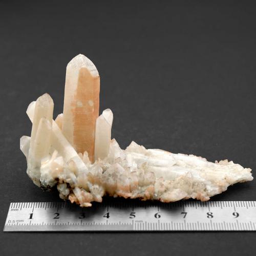 Quartz, hematite<br />Dörfel Quarry, Dörfel, Annaberg District, Erzgebirgskreis, Saxony/Sachsen, Germany<br />Specimen size 10 cm, largest quartz crystal 5 cm<br /> (Author: Tobi)