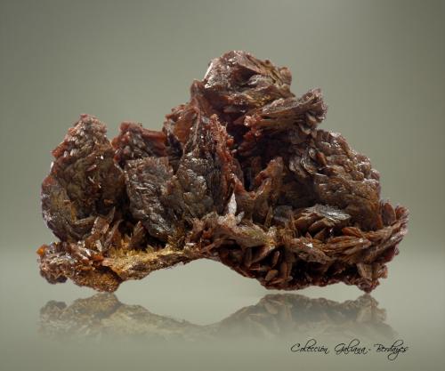 Descloizita<br />Berg Aukas, Distrito Grootfontein, Región Otjozondjupa, Namibia<br />82 x 63 x 53 mm.<br /> (Autor: Rafael Galiana)