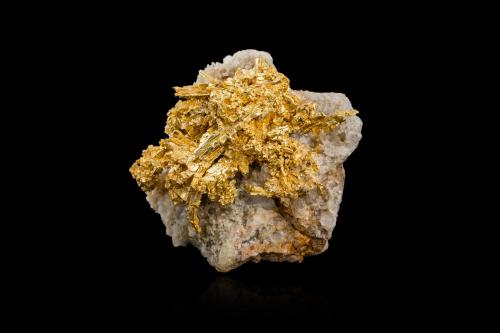 Gold<br />Mina Round Mountain, Round Mountain, Distrito Round Mountain, Condado Nye, Nevada, USA<br />8,5 x 7,5 x 6,0 cm<br /> (Author: MIM Museum)