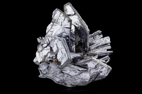 Molybdenite<br />Old 45 pipe, Kingsgate, Gough County, New South Wales, Australia<br />14,0	x	11,5	x	12,0	cm<br /> (Author: MIM Museum)