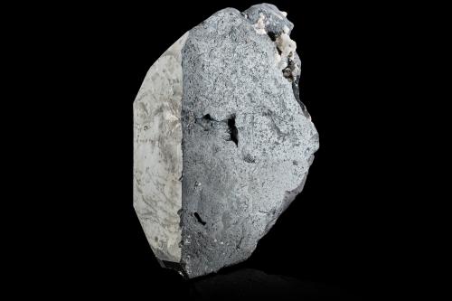 Ilmenite<br />Chutran (Chu Tron), Shigar District, Gilgit-Baltistan (Northern Areas), Pakistan<br />13,0	x	13,0	x	13,0	cm<br /> (Author: MIM Museum)