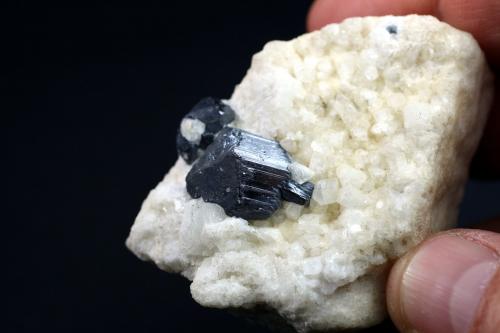 Rutilo<br />Khyber Pakhtunkhwa, Pakistan<br />5.4 x 4.2 x 4 centimetros<br /> (Autor: Ricardo Melendez)