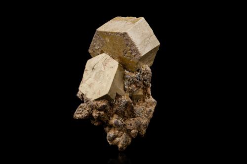 Pyrosmalite<br />Nordmark, Filipstad, Värmland, Suecia<br />4,0	x	7,0	x	4,0	cm<br /> (Author: MIM Museum)