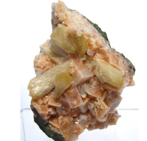 Chabazita-Ca<br />Wasson Bluff, Bay of Fundy, Parrsboro, Cumberland County, Nova Scotia, Canada<br />6,5 x 4 x 3,5<br /> (Autor: Antonio Alcaide)
