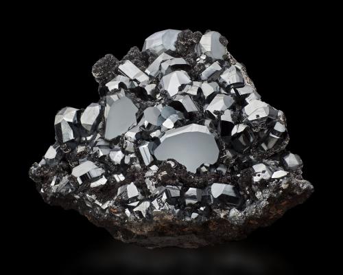 Hematite with Hausmannite and Baryte<br />N'Chwaning II Mine, N'Chwaning mining area, Kuruman, Kalahari manganese field (KMF), Northern Cape Province, South Africa<br />20,0	x	18,5	x	8,0	cm<br /> (Author: MIM Museum)